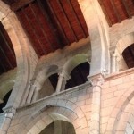 Tres falsas tribunas en el románico gallego