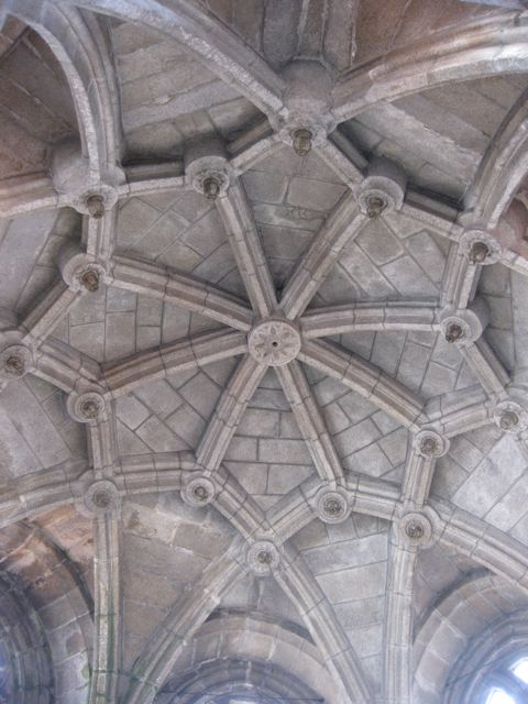 Detalla de la bóveda estrellada del cimborrio que demuestra la maestría de su autor. FOTO: J.M.G.