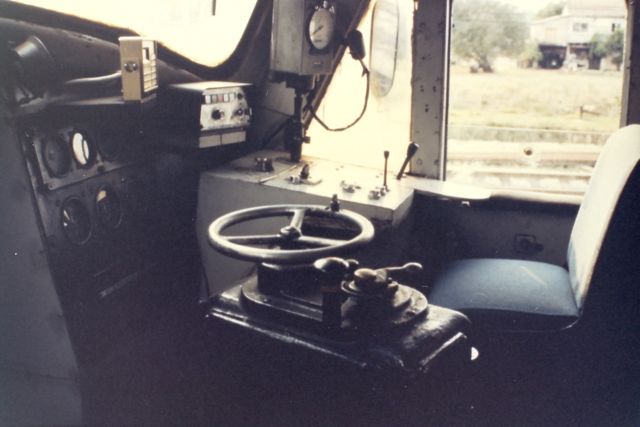 Detalle del interior de una de las dos cabinas de que constaba cada locomotora. FOTO: RCD Centro Documental.