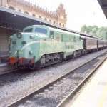 La elegancia histórica de la locomotora 7700 de Renfe